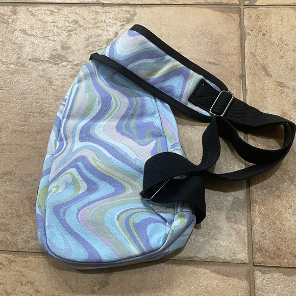 Anti-theft Day Pack Crossbody Sling Bag - Picture 2 of 9